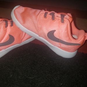 Girls nike shoes